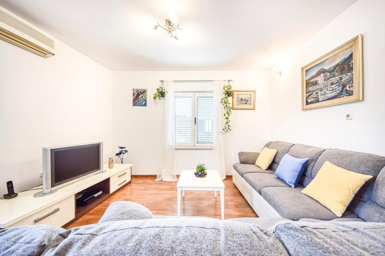 Apartman Andrej بوفليا الغرفة الصورة
